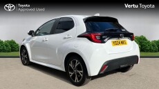 Toyota Yaris 1.5 Hybrid Design 5dr CVT Hybrid Hatchback